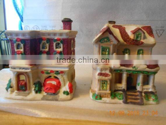Set of 5 Christmas Village Houses & 6 People Figurines