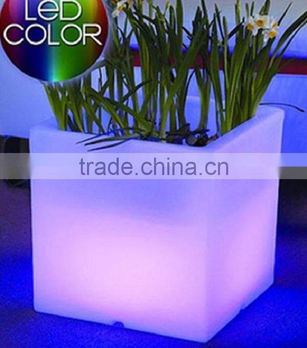 Cube flashing rechargeable led ice bucket