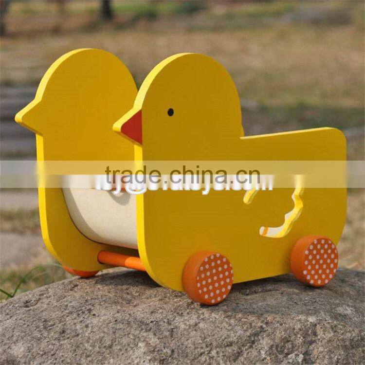 New design lovely duck shape wooden pull car toy for toddlers W05B158