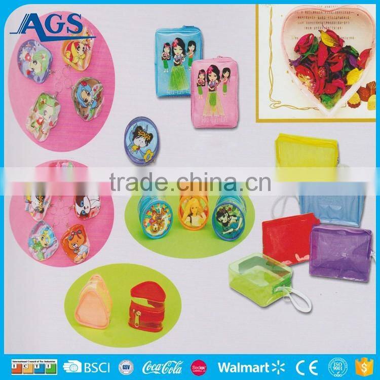 Strikingly attractive girl hand bag fashion tote bag