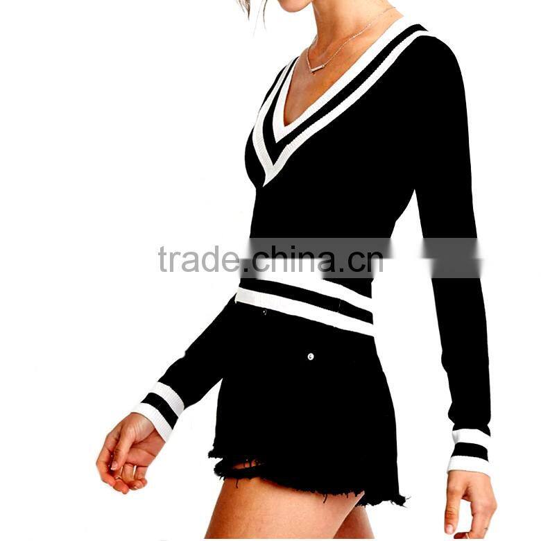 preepy look short body deep v neck sweater with strip neckline and hem