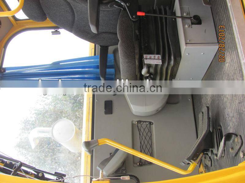 10T telescopic crawler crane