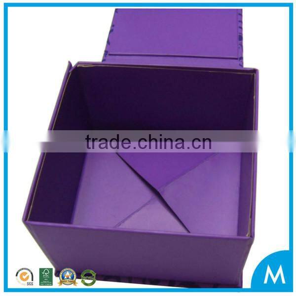 Foldable cardboard gift box with matt lamination