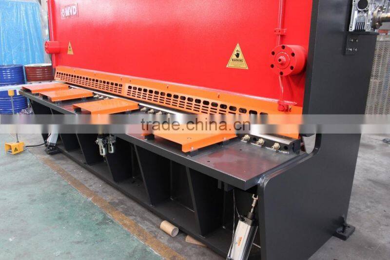 Delem DAC360 CNC Hydraulic Shearing Machine for Motorized Backgauge