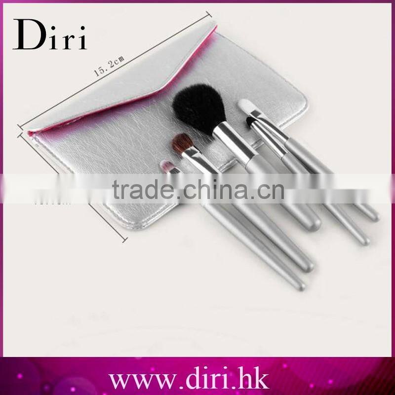 5pcs Animal Hair Wood Wand Makeup Brush Set Cosmetic Travel Make Up Brushes With a Beauty PU leather Bag