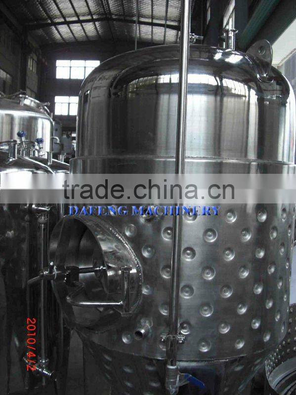 Glycol jacket conical fermenter