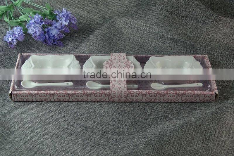 Hot selling wholesale white ceramic bowl, cheap salad bowl,3 bowls with 3 spoons pvc box