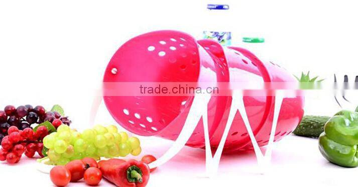Wholesale Stock Colorful 360 Degree Rotatable Plastic Bathroom Kitchen Hanging Storage Baskets