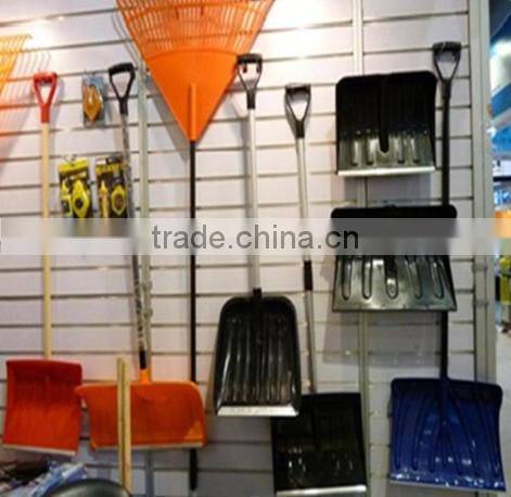 2016 new large 18inch plastic hardwooden Snow/Ice Shovel For Winter Cleaning