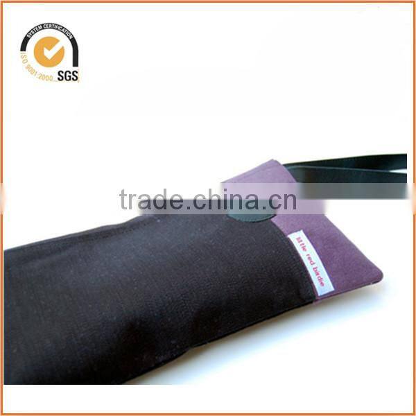 Triangles and Flower Print Print Cotton Canvas Mini Wallet / Zipper Pouch / Repurposed Leather By Chiqun Dongguan CQ-H02015