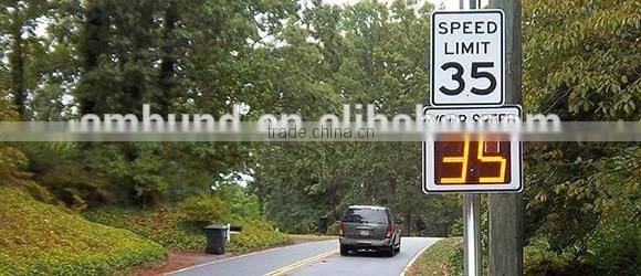 Pole Mount Radar Speed Signs / Portable Traffic Flashing Speed Limit Signs LED Warning Sign Powered Solar Radar Speed Sign