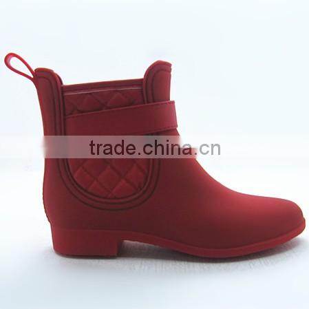 Fashionable Waterproof PVC Rain Boots For Women