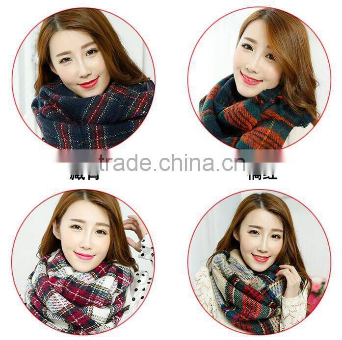 2015 Latest Design Fashion Acrylic Check Plaid Circular Neck Scarf