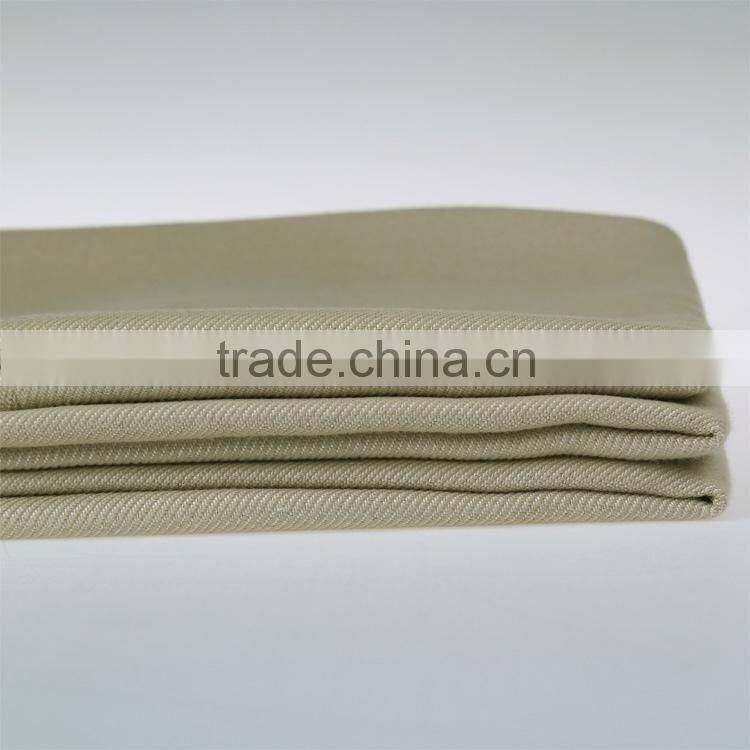 Hot Selling Cheap Soft Lightweight Travel Hotel Blanket