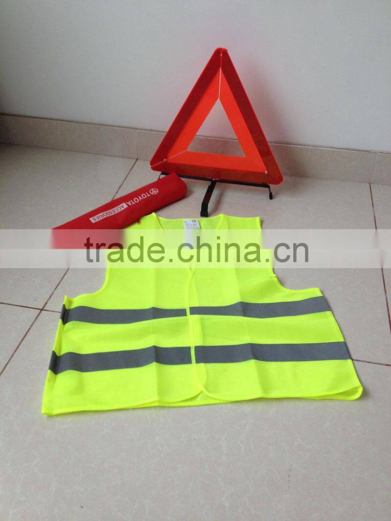 emergency warning triangle