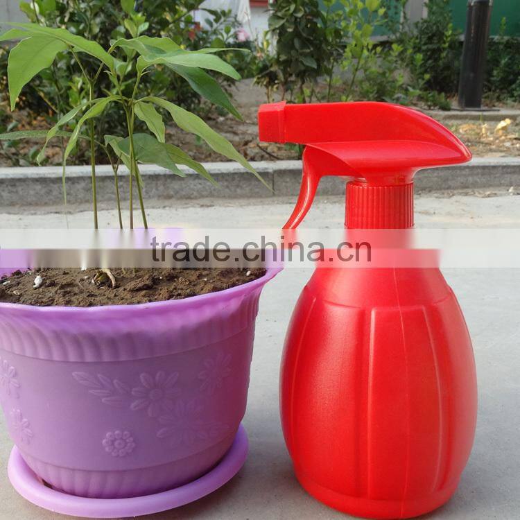 Garden plastic watering can