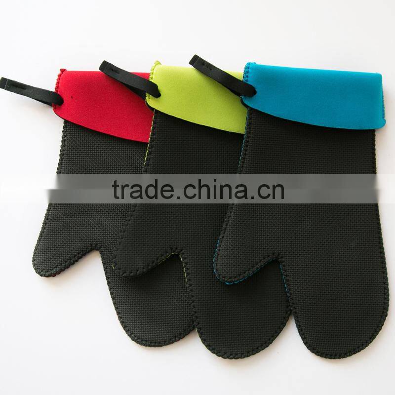 2013 New Design Sublimation Neoprene Gloves