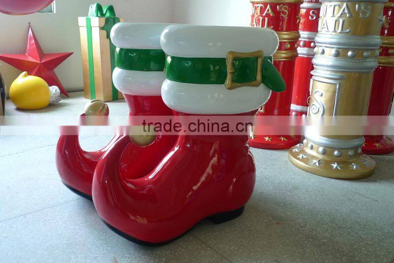 hot sale fiber glass Christmas decoration,large Santa's boot for decorating