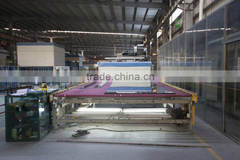 Clear patterned glass square plates