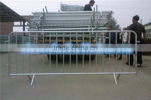 Security crowd control barrier fence/color coated temporary barrier fence