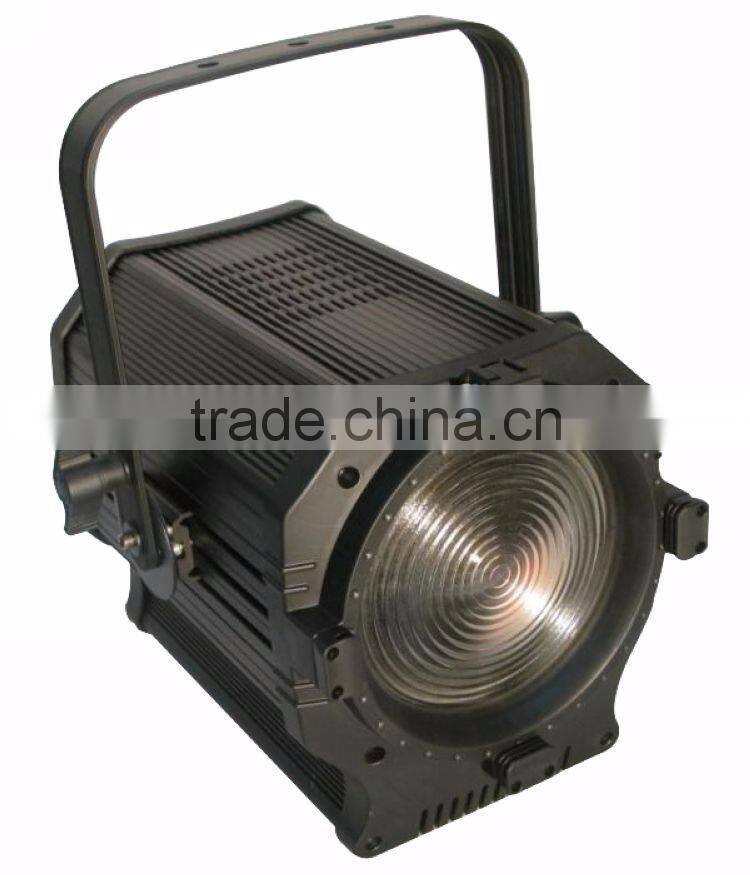 400Watt 3200K 5600K Ra 95 Electronical Zoom DMX Dimmer Sound Active Barn Door 400W COB LED Fresnel Studio TV Film SpotLight