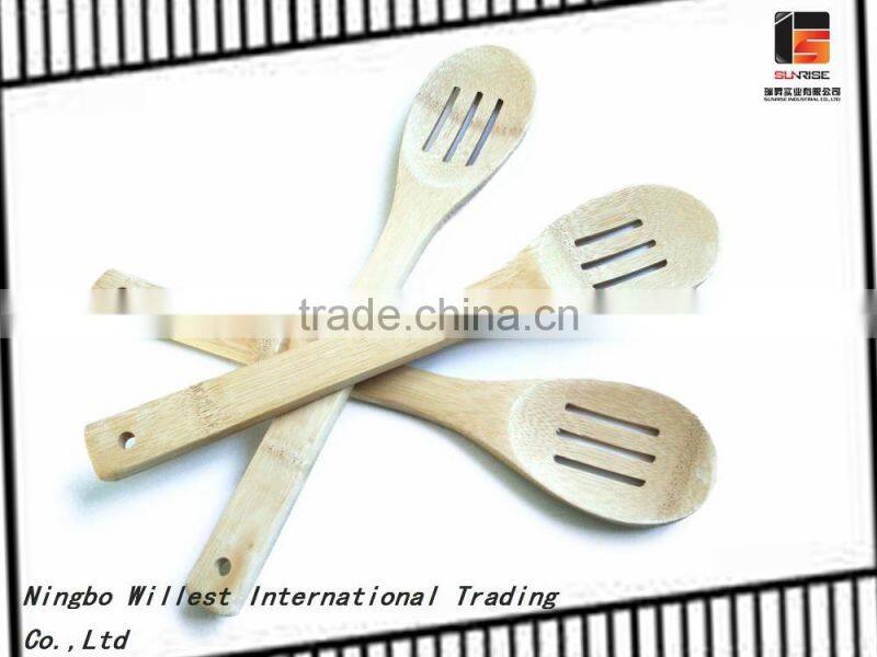 Bamboo shovel in natural color