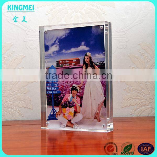 2015 Custom Wholesale Romantic Acrylic Heart Shaped Magnetic Photo Frame