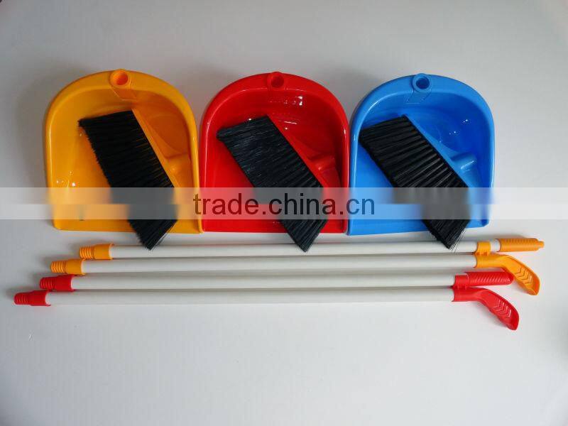 Cleaning tools plastic broom and dustpan set