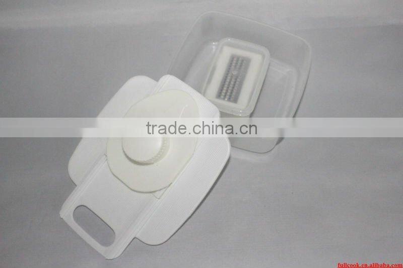 Vegetable Combo Grater and Slicer with 5 different blades