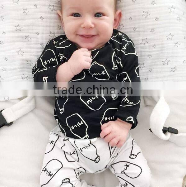 Lovely Milk Bottle Printed 2017 New Design Carters Baby Clothing Set