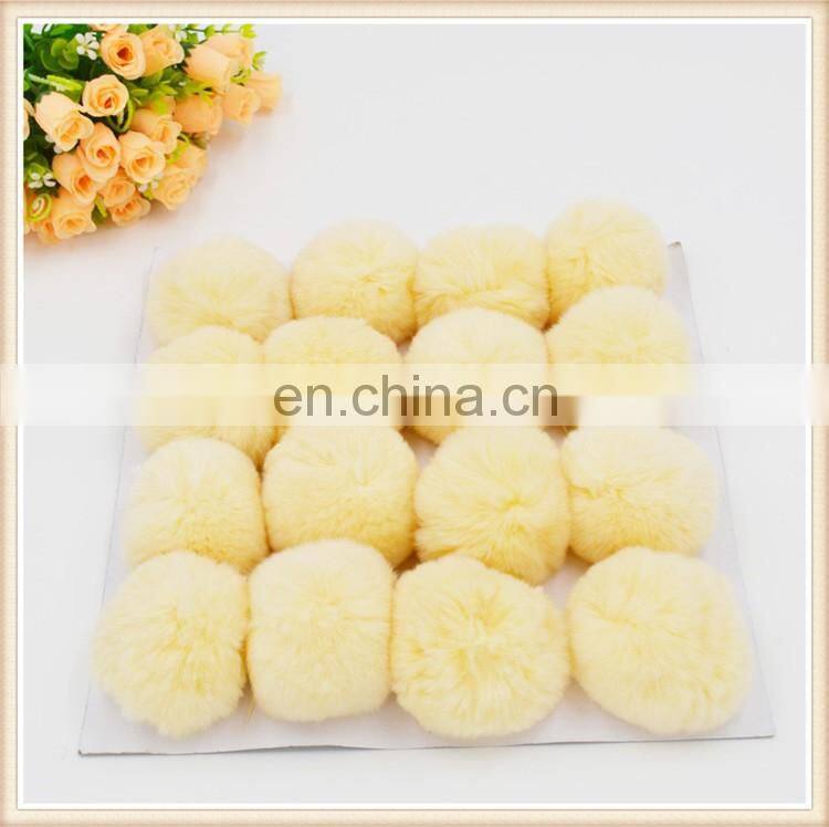 Hot selling in europe genuine rabbit real fur pom pom
