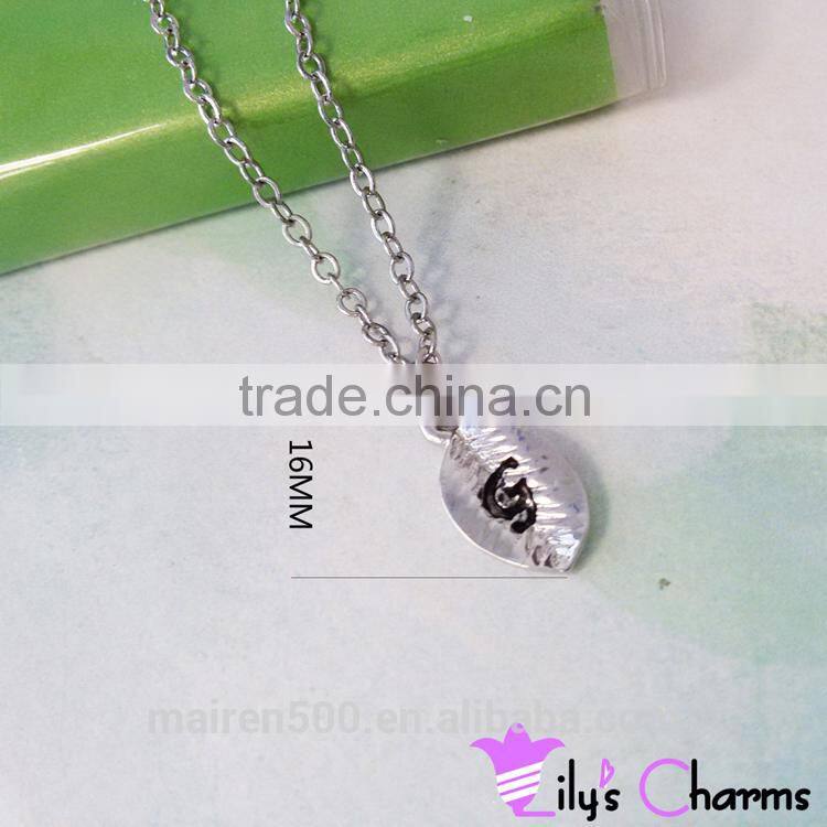 2015 New fashion Custom logo initial disc charm pendant necklace