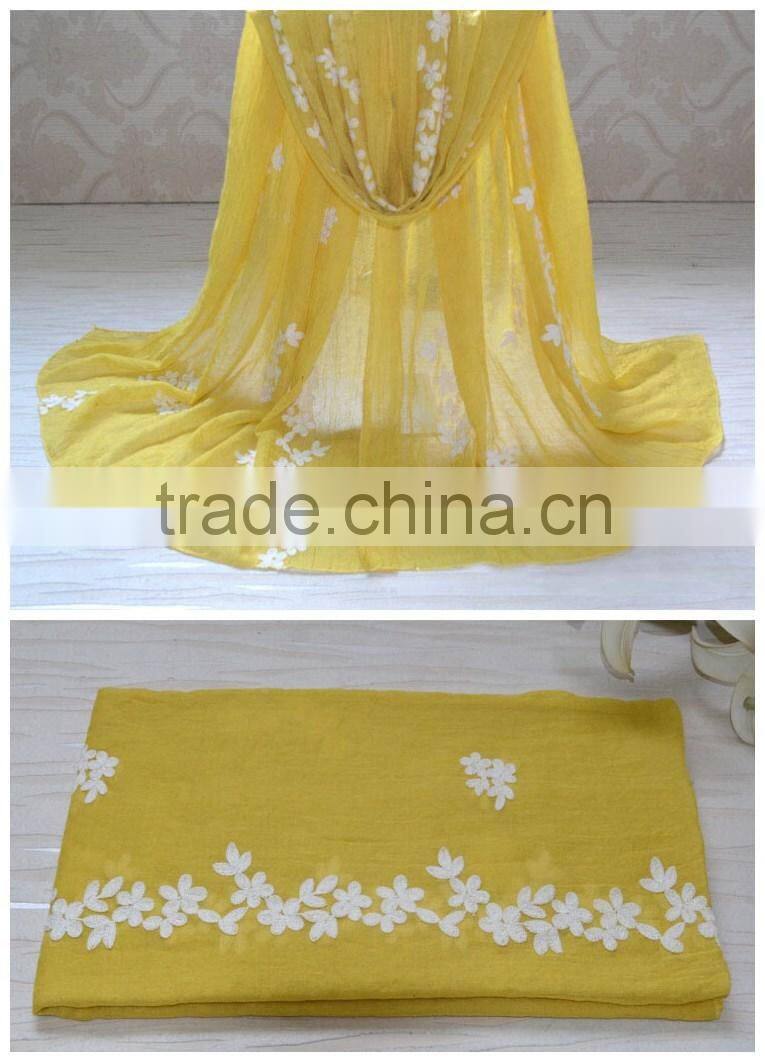 Beautiful Flower Leaf Embroideried Muslim Women Head Scarf Cotton Hijab