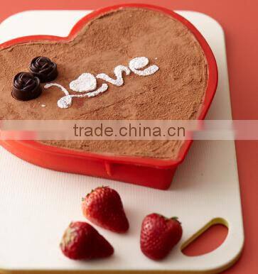 Plastic cake decorating supplies made in China