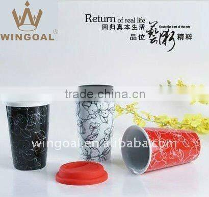 new design porcelain decal cffee mug with silicone lid Travel mug