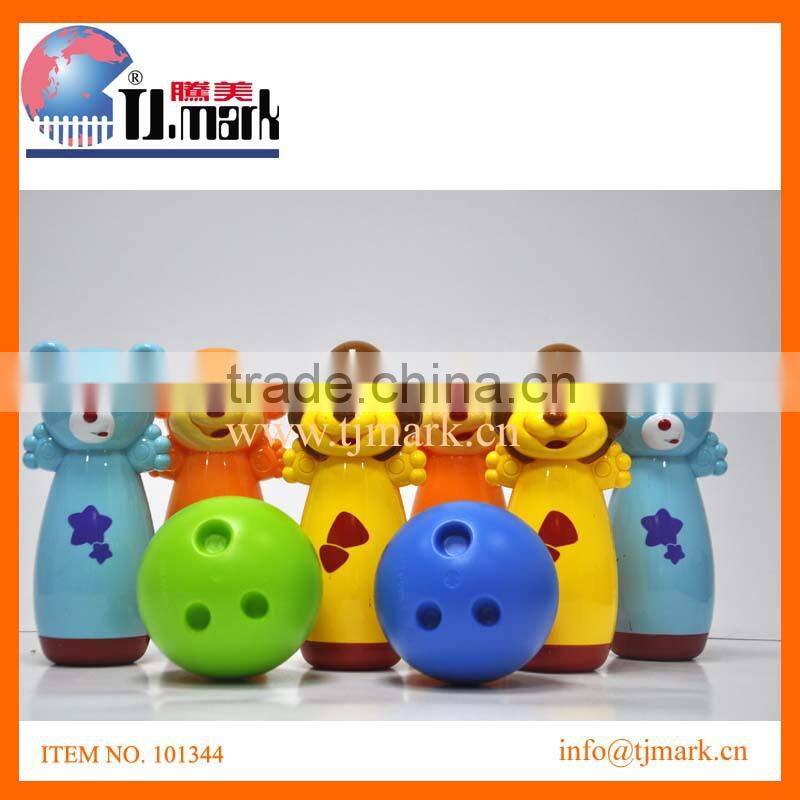 Kids plastic cartoon animal bowling set
