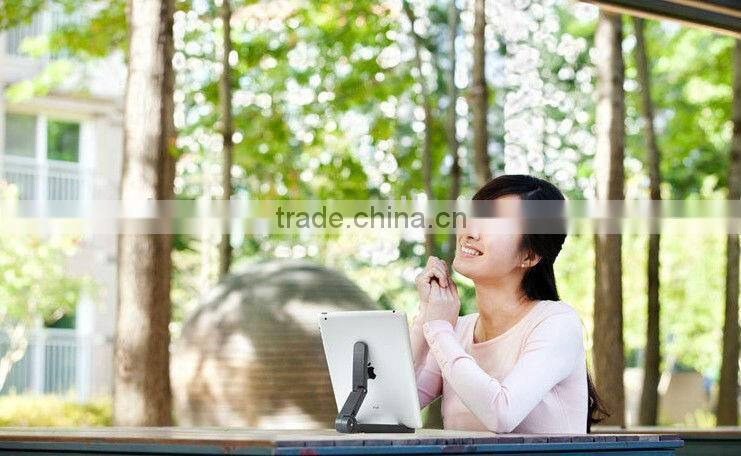 Protable bracket flexible folding plastic tablet holder for PAD