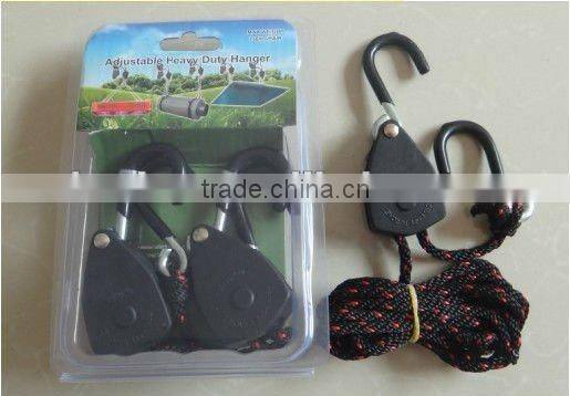 Adjustable light hanger built-in Zinc alloy pulley