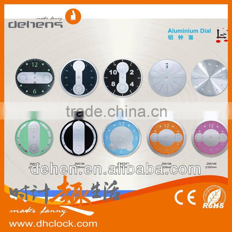 Aluminum Dial Quartz Plastic Wall Clock