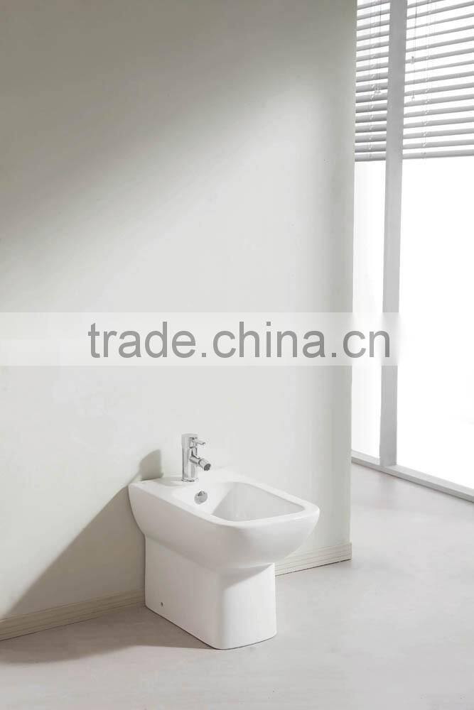 CRW HB3846 small manual portable wall-hung bidet toilet