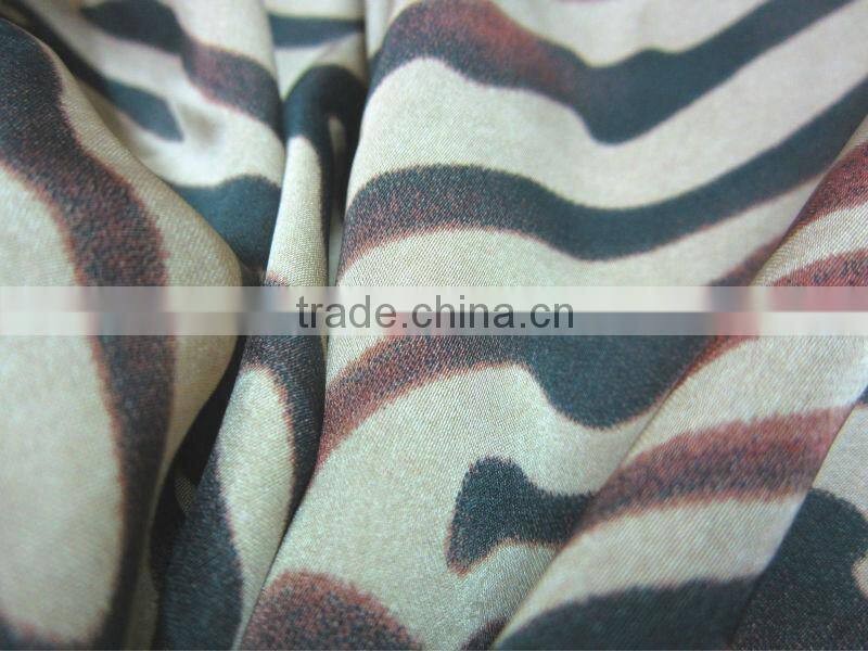 100 Polyester designer fabric digital printed chiffon fabric for women dress fabric