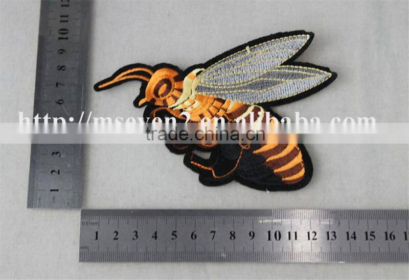 high quality beautiful bee patch 3d custom embroidery trim for clothing