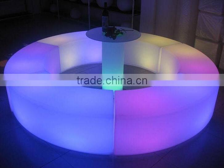 illuminated wireless party/event RGBW color change led curve cube