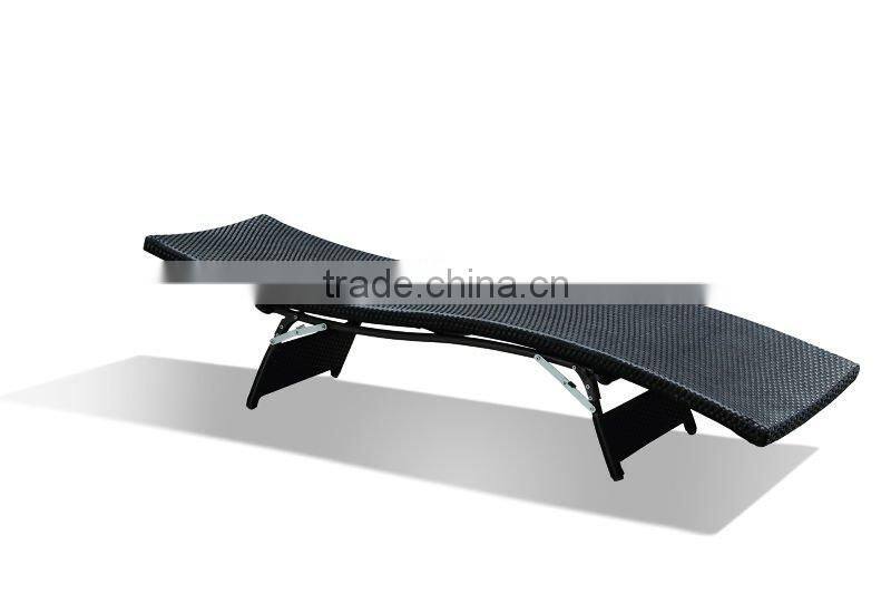 ALL WEATHER OUTDOOR RATTAN FOLDABLE SUN LOUNGER