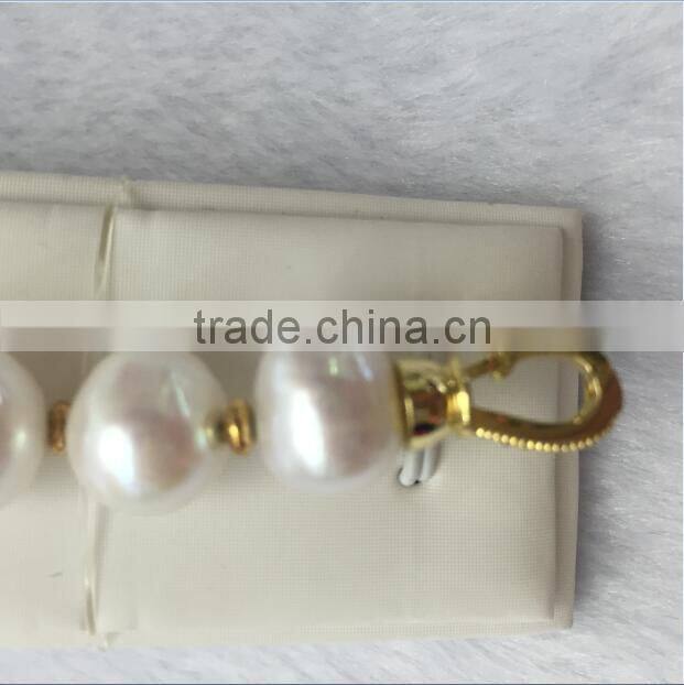 AA 9-10mm white freshwater pearl bracelet