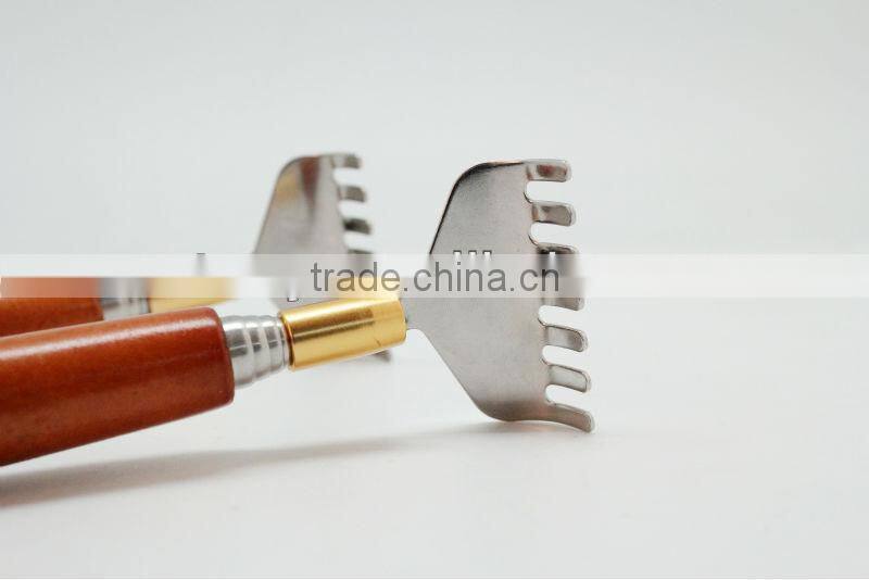 Telescopic Back Scratcher