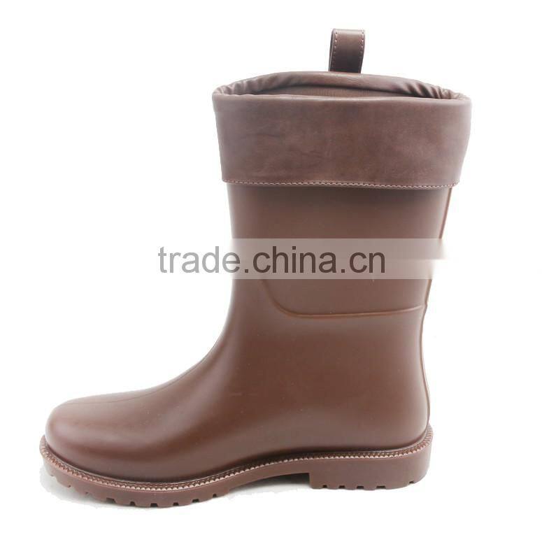 mid-tube style women flat shoes pvc rain boots