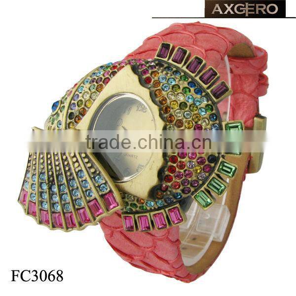2014 FISH shape vintage decoration watch
