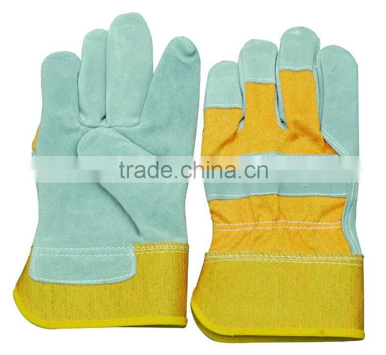 Cow split leather work gloves, patched palm, purple stripe back, plastic cuff cow split leather work gloves