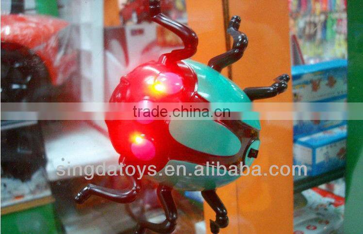 New design hot sell remote control climbing insect